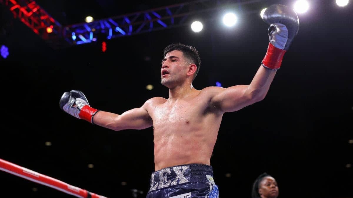Alexis Rocha, Oscar Collazo win on Golden Boy Fight Night