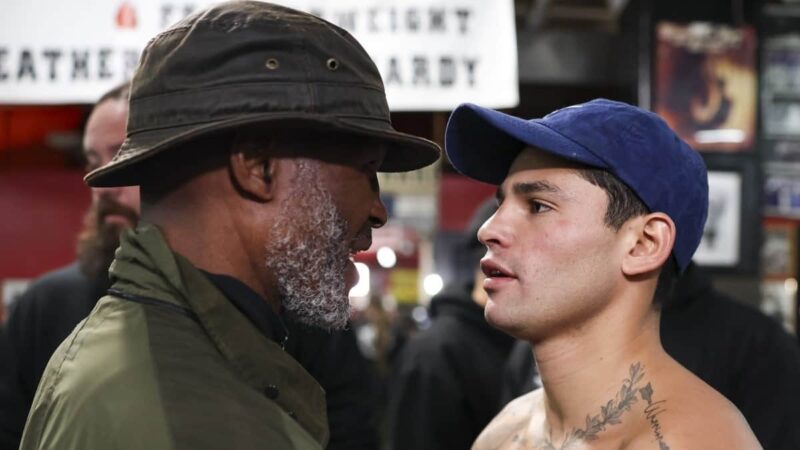 50-0 at 50: Floyd Mayweather Threatens Bernard Hopkins Record