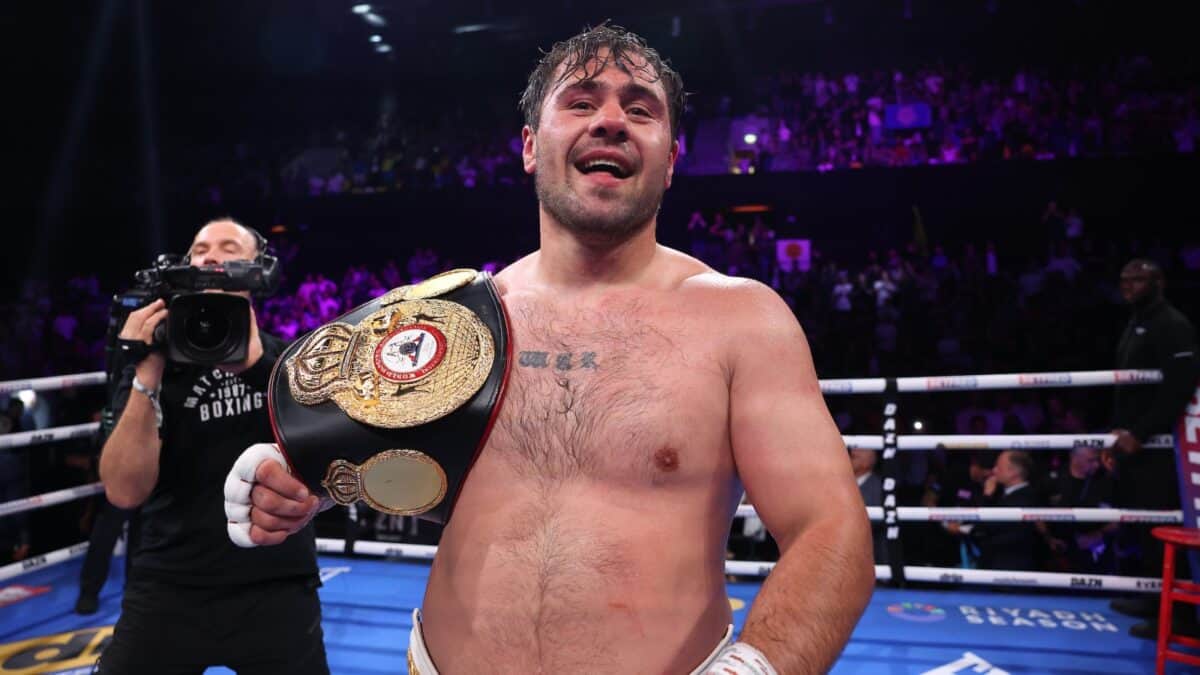 Dave Allen wins heavyweight belt