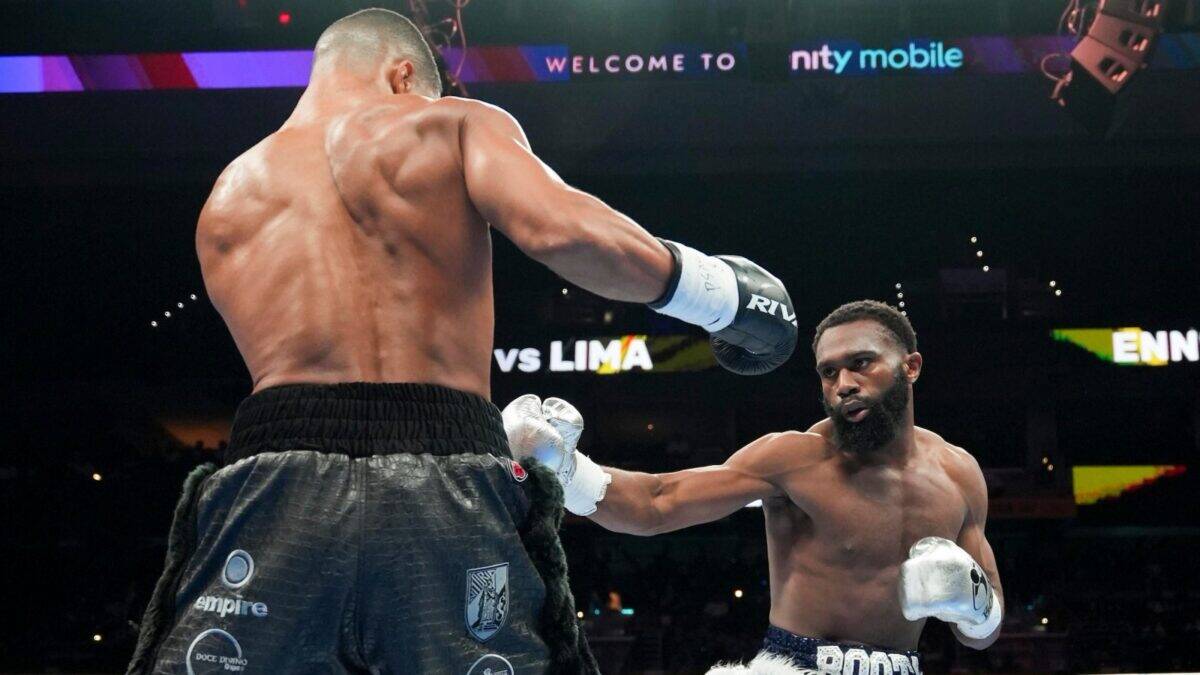 Jaron Ennis KOs Lima on 154 debut
