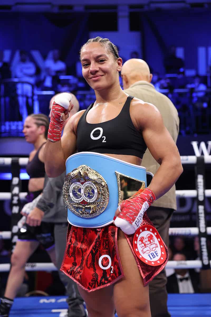 Shannon Ryan celebrates her win over Chloe Watson