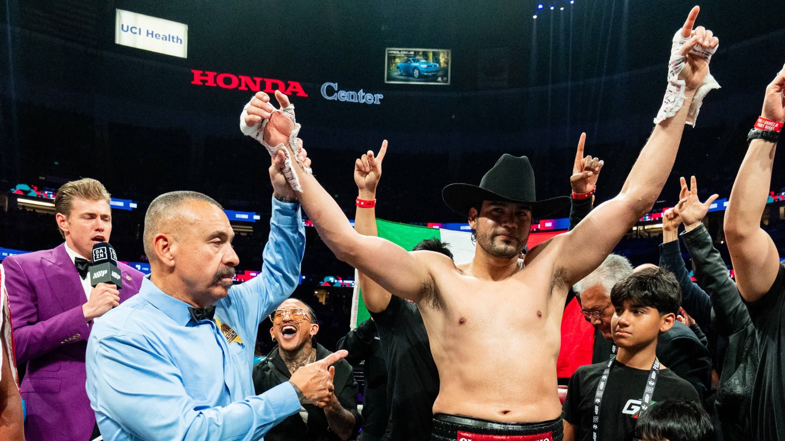 Ramírez Thought ‘Inferior’ Opetaia Was Next, Then Came the Benavidez Offer