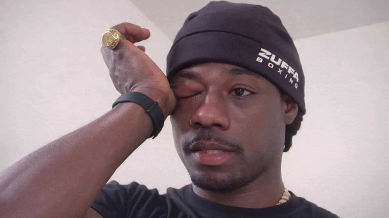 Former Heavyweight Champion Gets Emotional Over Boxing Inactivity