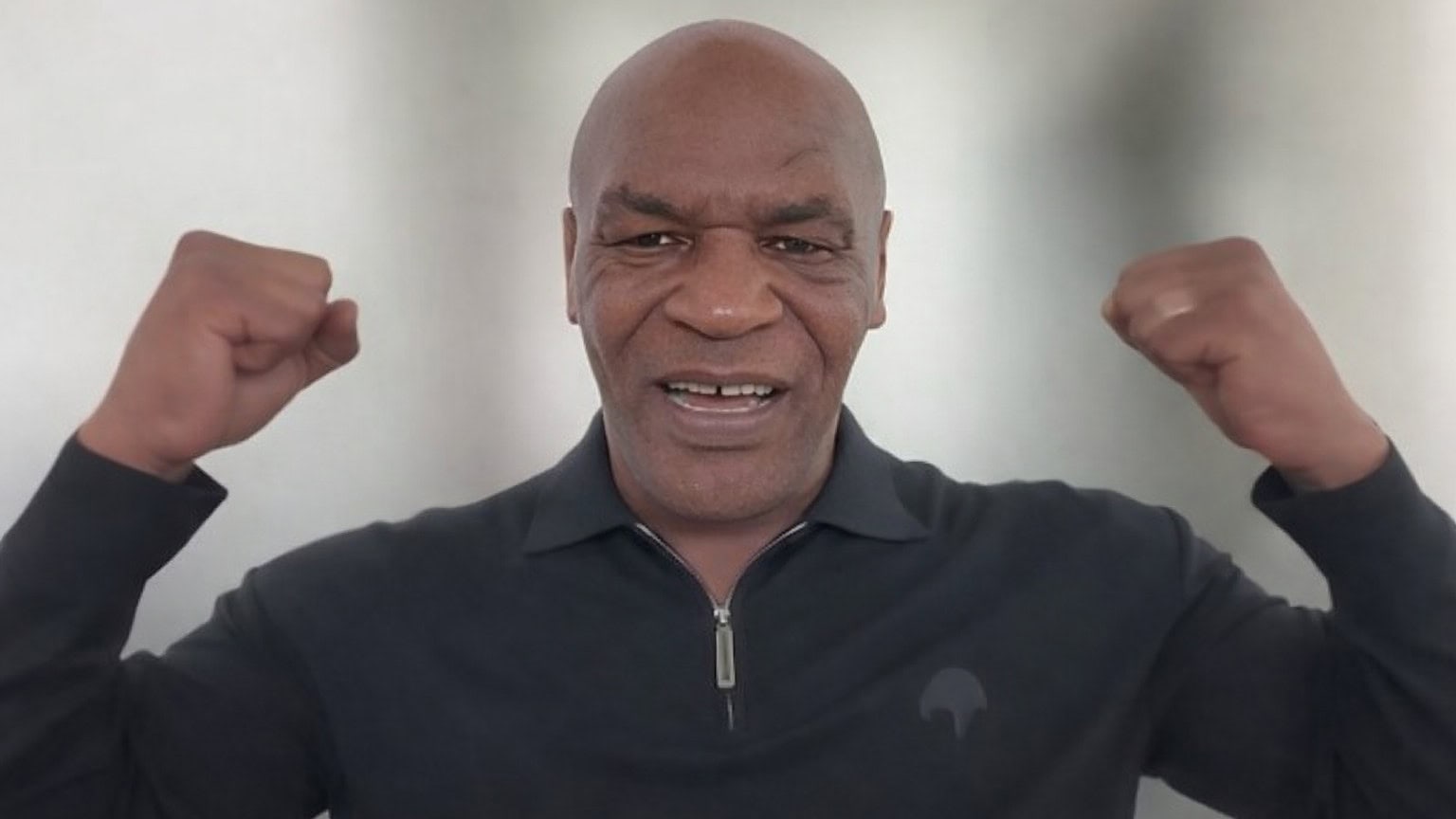 From 228 lbs to Cruiserweight? Mike Tyson Goes Super-Slim for Floyd Mayweather