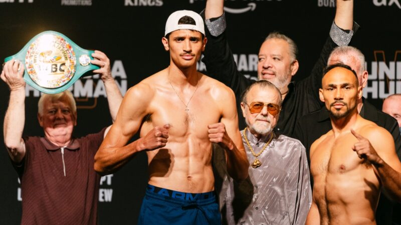 Sebastian Fundora vs Keith Thurman LIVE Scorecard from Las Vegas 3 Sebastian Fundora and Keith Thurman face off at the weigh-in before their WBC super welterweight title fight in Las Vegas