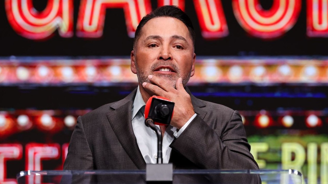 Oscar De La Hoya Accuses Zuffa of Misleading Jai Opetaia Over Undisputed Dream
